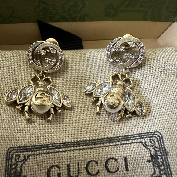 Women earring - Picture 1 of 14